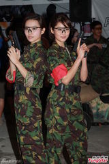 组图：谢天华欲自组工作室 命名“Laughing哥”