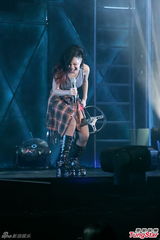 组图：邓紫棋曝林宥嘉支持个唱 害羞不谈