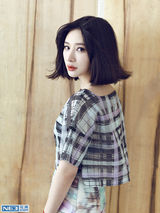 组图：熊乃瑾头发蓬松慵懒 写真极具文艺气质