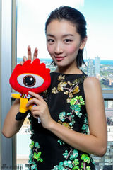 组图：新浪娱乐对话《心花路放》主演周冬雨