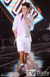 组图：《The Show》女团争奇斗艳献动感舞台