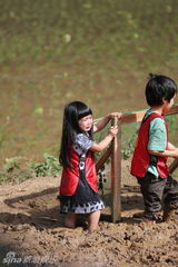 组图：《爸爸去哪儿》五对亲子爆笑泥地世界杯