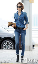 组图：韩星高俊熙牛仔装出街 率性有腔调