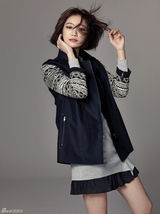 组图：高俊熙孔侑拍写真 秀长腿展优越身材