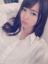组图：日本少女自拍大赛 坦胸秀腿造型火辣