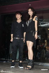 组图：林志玲身型消瘦出席剪彩 谈及逃税无悔意