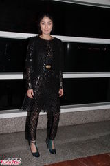 组图：陈慧琳黑衣助阵慈善晚宴 辣妈潮味十足