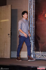 组图：《铁狮2》办开镜会 澎恰恰自揭疮疤