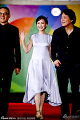 组图：上海电视节闭幕红毯 众星云集吸人眼球