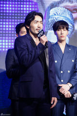 组图：朴有天李钟硕秀智等助阵《鸣梁》