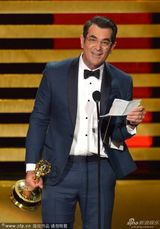 组图：艾美奖现场播报 各大奖项纷纷热辣出炉