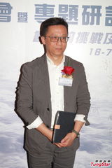 组图：曝王维基十万一集邀李心洁拍剧 拒透详情