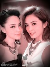 组图：阿娇(钟欣桐)微博自拍美照 芭蕾舞梦幻写真