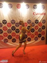 组图：戴佩妮马来西亚获传媒大奖喜极而泣