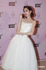 组图：周慧敏赞老公细心体贴 诸葛梓岐望生龙宝宝