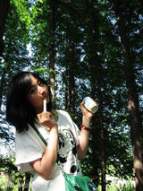 组图：80后美女大学生出家 雪域高原苦练修行