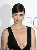 组图：戛纳慈善晚宴 比伯希尔顿风骚超模争艳