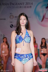 组图：亚洲小姐深圳泳装海选 演绎青春性感