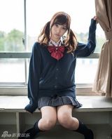 组图：日本19岁嫩模佐野雏子获赞走红 大胸长腿童颜貌美