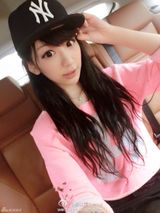 组图：陈冠希旧爱晒私房照 与整容前判若两人