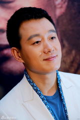 组图：宋慧乔章子怡清新美艳 黄晓明佟大为耍帅