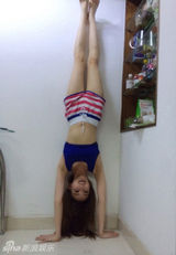 组图：北舞女生身体彩绘西班牙球衣 PS变二次元