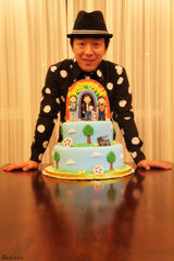 组图：黄渤上海庆生 三片包圆国庆档迎渤金时代