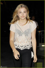 组图：超杀女邀小贝长子再约会 一同看演唱会