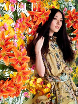 组图：林志玲蔡依林等争艳 置身花丛娇艳绽放