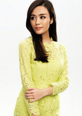 组图：汤晶媚写真曝光 清新甜美似邻家少女