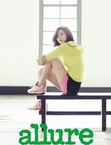 策划：夏日宅男福利！看女星为美秀大腿