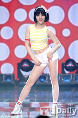 组图：世界杯开赛在即 EXO-K等为韩国国足加油