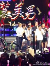 组图：古剑男神汇聚大本营 笑闹耍帅迷倒粉丝