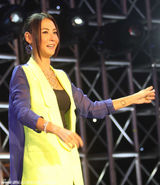 组图：张柏芝录节目错服安眠药 多人服侍显尊贵