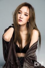 组图：miss A佳 拍写真 若隐若现性感十足