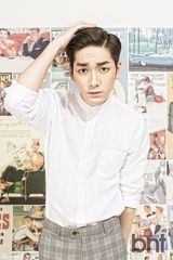 组图：韩团NU'EST拍写真 尽显青春魅力