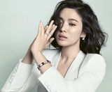 高清图：宋慧乔首饰大片 优雅高贵气质冷艳