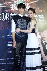 组图：郑元畅新戏全裸 拍强暴张钧宁戏份很过癮