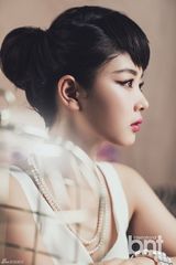 组图：演员金有贞优雅纯真 尽展可爱本色