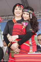 策划：美女级星妈起底 翩翩风采无关年龄