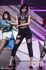 组图：Super Junior回归再夺冠 T-ara等女团性感大对决