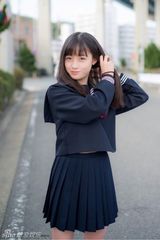 组图：日15岁少女桥本环奈校服照清纯 水灵大眼萌萌哒