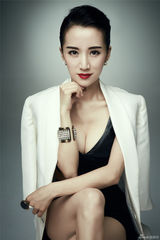 组图：李念时尚魅惑大片曝光 携新剧复出