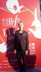 组图：群星亮相华谊之夜红毯熠熠生辉