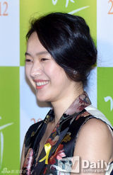 组图：申敏儿朴海日清新亮相《庆州》记者会