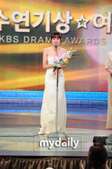 组图：韩国演员张赫获2010KBS演技大奖