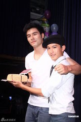 组图：林晖闵庆生众星祝福 大方对郭采洁示爱