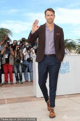 组图：戛纳day3图片精选 红毯骚乱S女王狮吼功