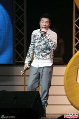 组图：容祖儿望房祖名振作 张智霖怕儿子碰毒品