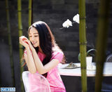 组图：董璇清新色彩大片 上演女神与美食诱惑